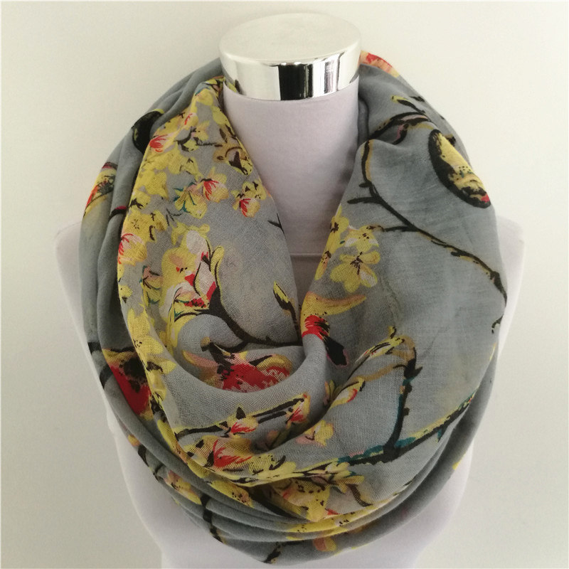 New Magpie Bird print Viscose  - Infinity Scarf Knit recension och pris
