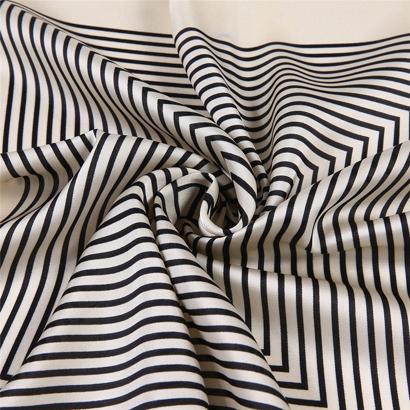 Fringe Frame Square Scarves Ba - Silk Tie Striped recension och pris